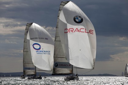 02 08 2010 - Cowes (UK, IOW) 1851 Cup -  BMW ORACLE Racing - Training Day