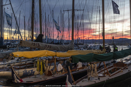 25 09 2022, Saint-Tropez (FRA,83), Voiles de Saint-Tropez 2022, ouverture du village, inscriptions et entraînements