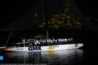 14 03 2007-Valencia (Spain)- 32nd America's Cup - Louis Vuitton Cup - RR1 - Opening parade