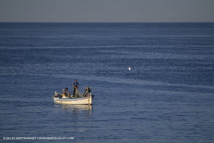 France, Provence, Pêche, barques, pointus, pêheurs, poissons