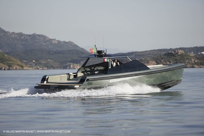 16 07 2007 - Portisco (Italie, Sardaigne) - Wally Power 47 millesime 2007