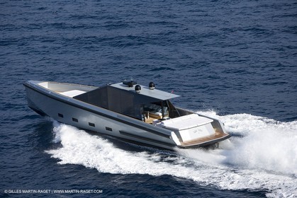 29 09 2007 - St Jean Cap Ferrat - Wally Yachts - Wally Power 70 - Lau Lau