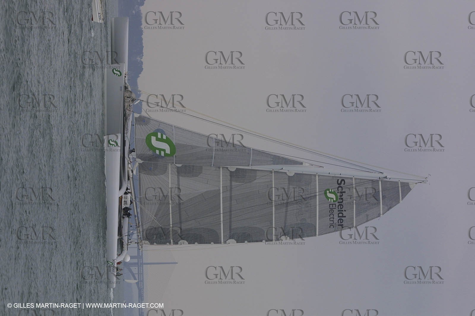 Geronimo - Jules Verne Trophy 2001 start - Brest