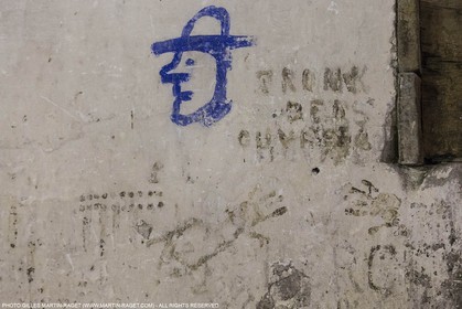 14 11 2015, Saint-Etienne du Grès (FRA,13), fabrication traditionelle de l'huile d'olive au moulin de la Croix