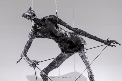 02 05 2023, Paris (FRA), oeuvre de Germaine Richier, Exposition Centre Pompidou 2023, Le Grifu 1952, Bronze patiné foncé, Epreuve d'exposition, Fondeur : Susse, Paris, 89 x 89 x 85 cm, Collection particulière