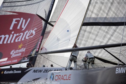 28 04 2007-Valencia (Spain)- 32nd America's Cup - Louis Vuitton Cup - RR1 - Day13 - BMW ORACLE Racing