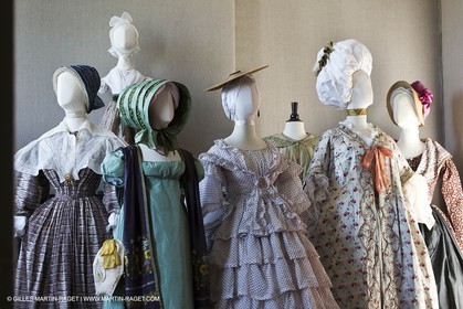 06 07 2012, Toulon (FRA,83), Villa Rozemaine, exhibition 'Fashion Dresses