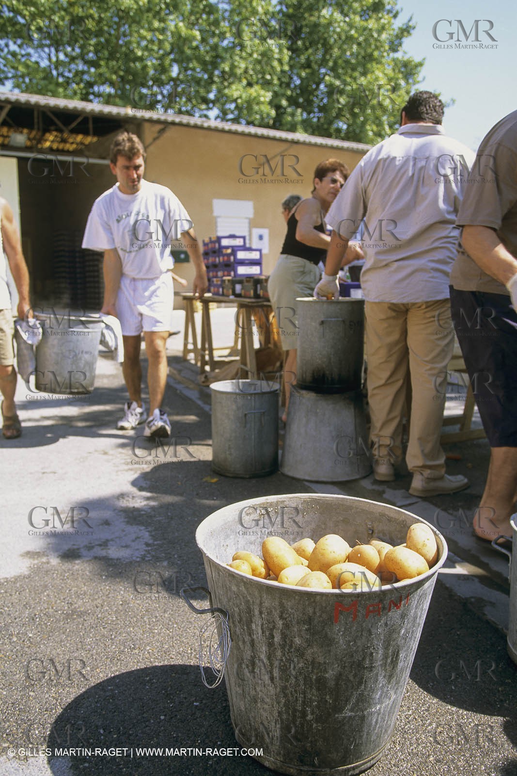 France, Provence, Aïoli 15 aout Maussane les alpilles