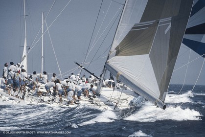 Yacht racing, Maxi monohulls