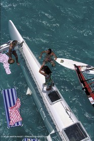 Cruising - People - Doing nothing