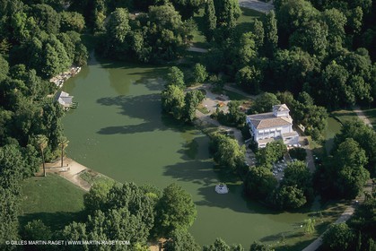ScanAOU150144.jpg