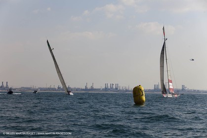 21 11 2010 - Dubai (UAE) - Dubai Louis Vuitton Trophy -  Round 2 - BMW ORACLE Racingg Vs Emirates Team New Zealand