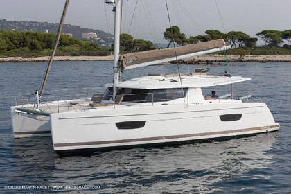 12 09 2016, Cannes (FRA,06), Chantier Fountaine-Pajot, Helia 44