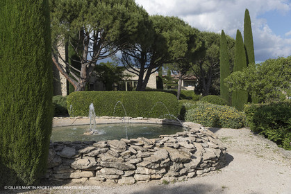 08 06 2018,Gordes (FRA,84) Hôtel Les Bories