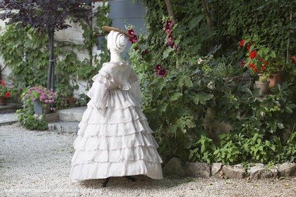06 07 2012, Toulon (FRA,83), Villa Rozemaine, exhibition 'Fashion Dresses