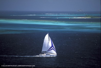 Cruising multihull sailing