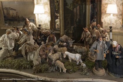 27 01 2018; L'isle sur Sorgue (FRA; 84); Les antiquaires; Crèche et santons de Jean-Jacques Bourgeois