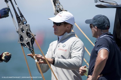 23 01 2009 - Auckland (NZL) -  Louis Vuitton Pacific Series - BMW ORACLE Racing-Tuning up onboard Emirates Team New Zealand yacht