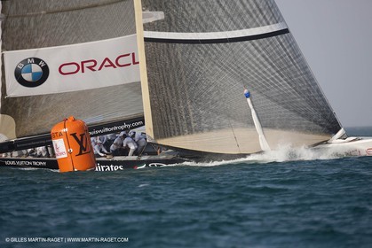 15 11 2010 - Dubai (UAE) - Dubai Louis Vuitton Trophy -  BMW ORACLE Racing Vs Artemis