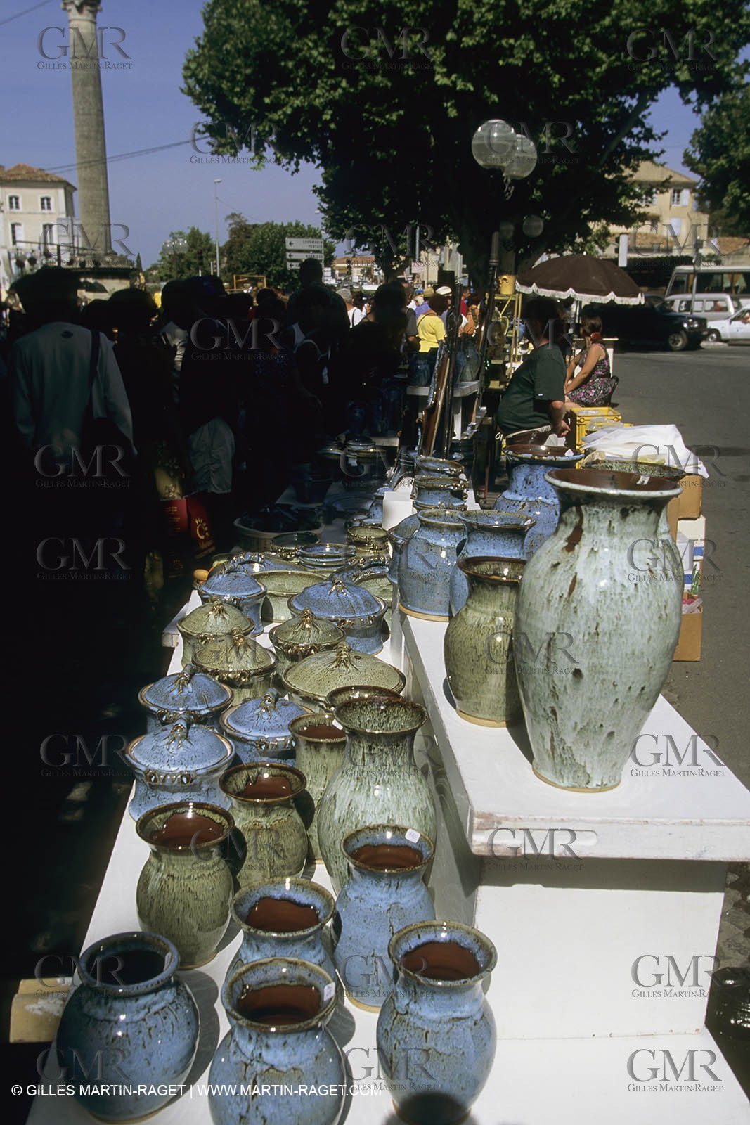 France, Provence, Marchés en plein air   Flee markets