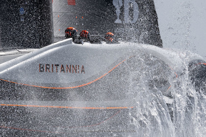 16 10 2024, Barcelona (ESP), Louis Vuitton 37th America's Cup, Final Match, Race Day 4, Warm up Race 5