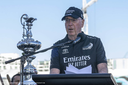 19 11 2020, AUckland (NZL), Emirates Team New Zealand boat  2 Te RehutaI Launch, Sir Stephen Tindall (board)