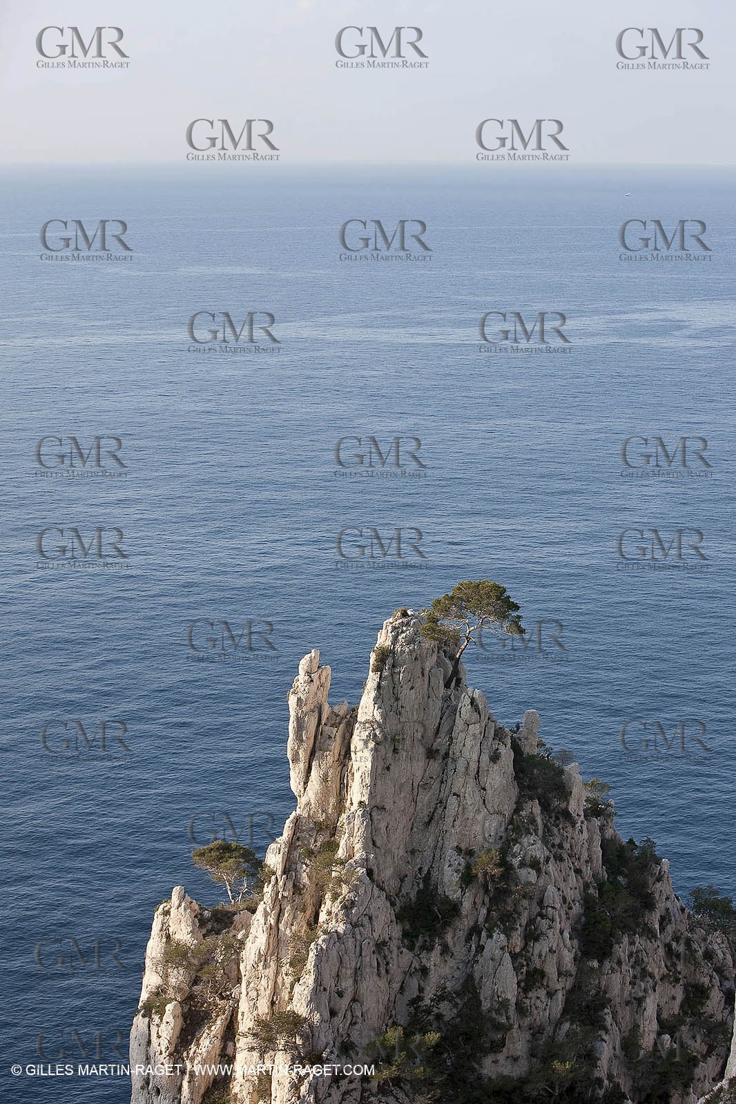 20 03 2009 - Marseille (FRA, 13) - Les Calanques - Pic de l'Eissadon and devenson cliffs