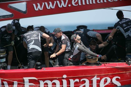 03 06 2007-Valencia (Spain)- 32nd America's Cup - Louis Vuitton Cup Final - Day 3