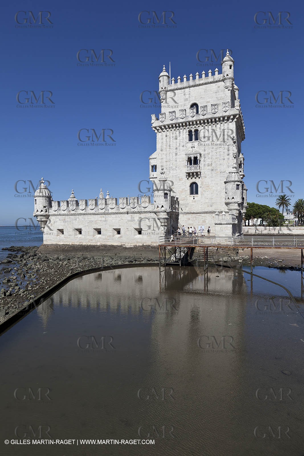 13 07 2011 - Cascais (POR) - 34th America's Cup - AC World Series - Cascais 2011 - Lisbon, Belem tower