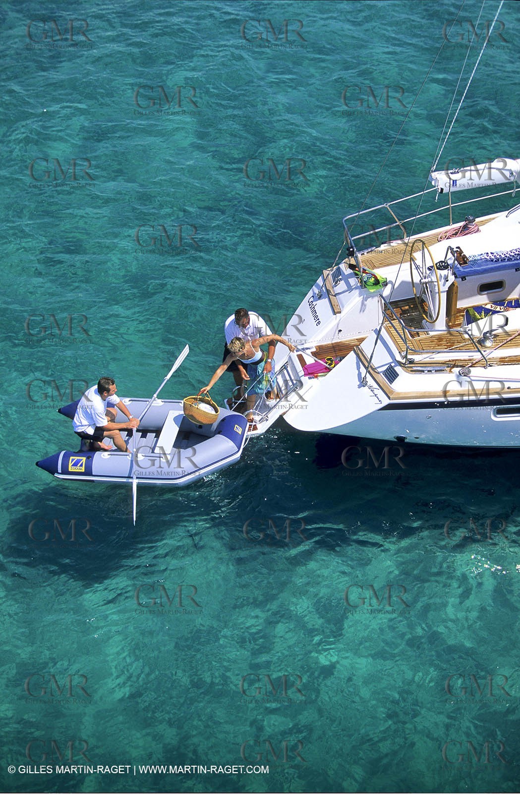 Cruising monohull mooring