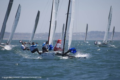 07-04-07 - ISAF SAILING WORLD CHAMPIONSHIPS - CASCAIS 2007 - DAY 1 - Tornado Class - FRANCE - Revil-Espagnon