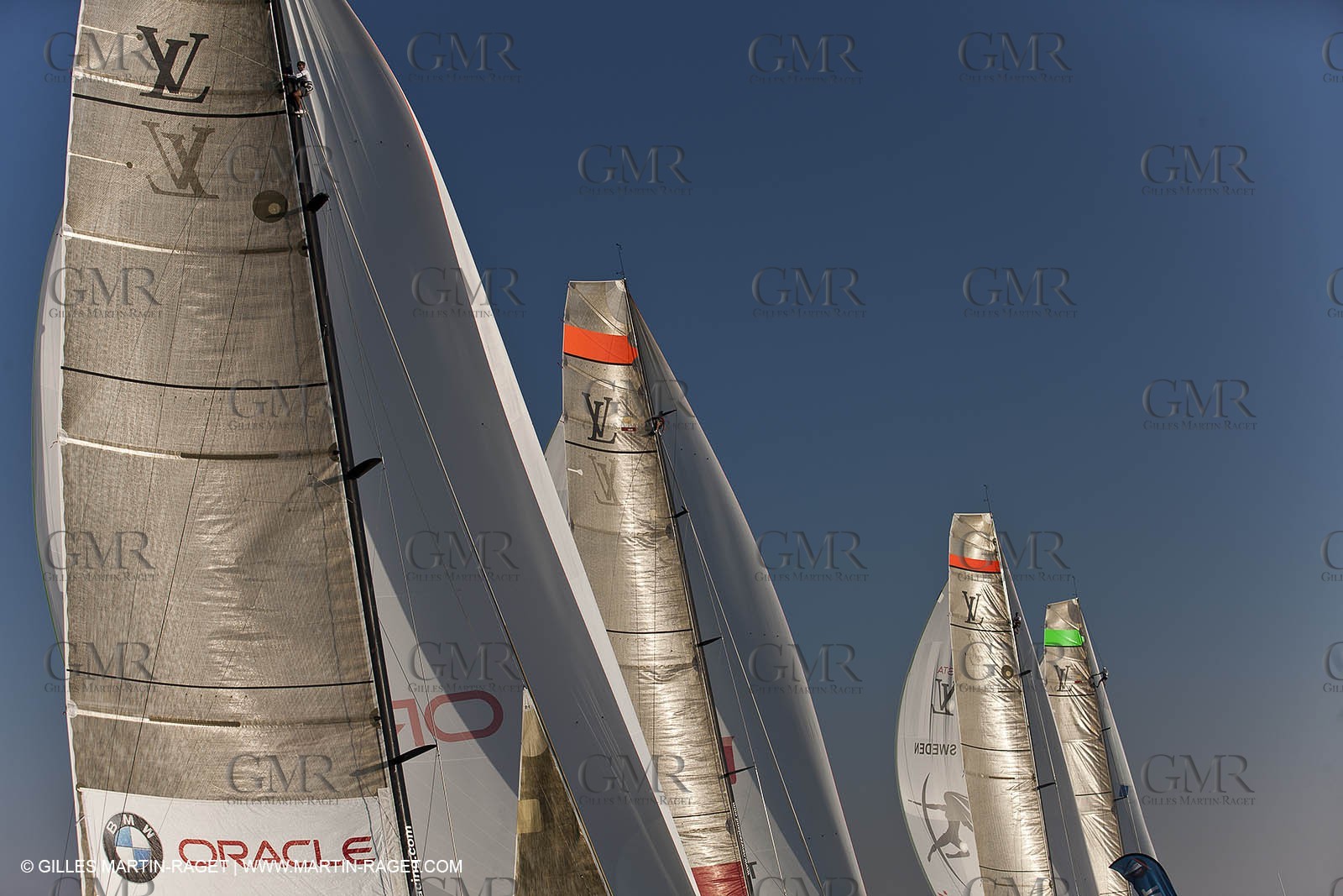 25 11 2010 - Dubai (UAE) - Dubai Louis Vuitton Trophy -  BMW ORACLE Racing - Fleet races