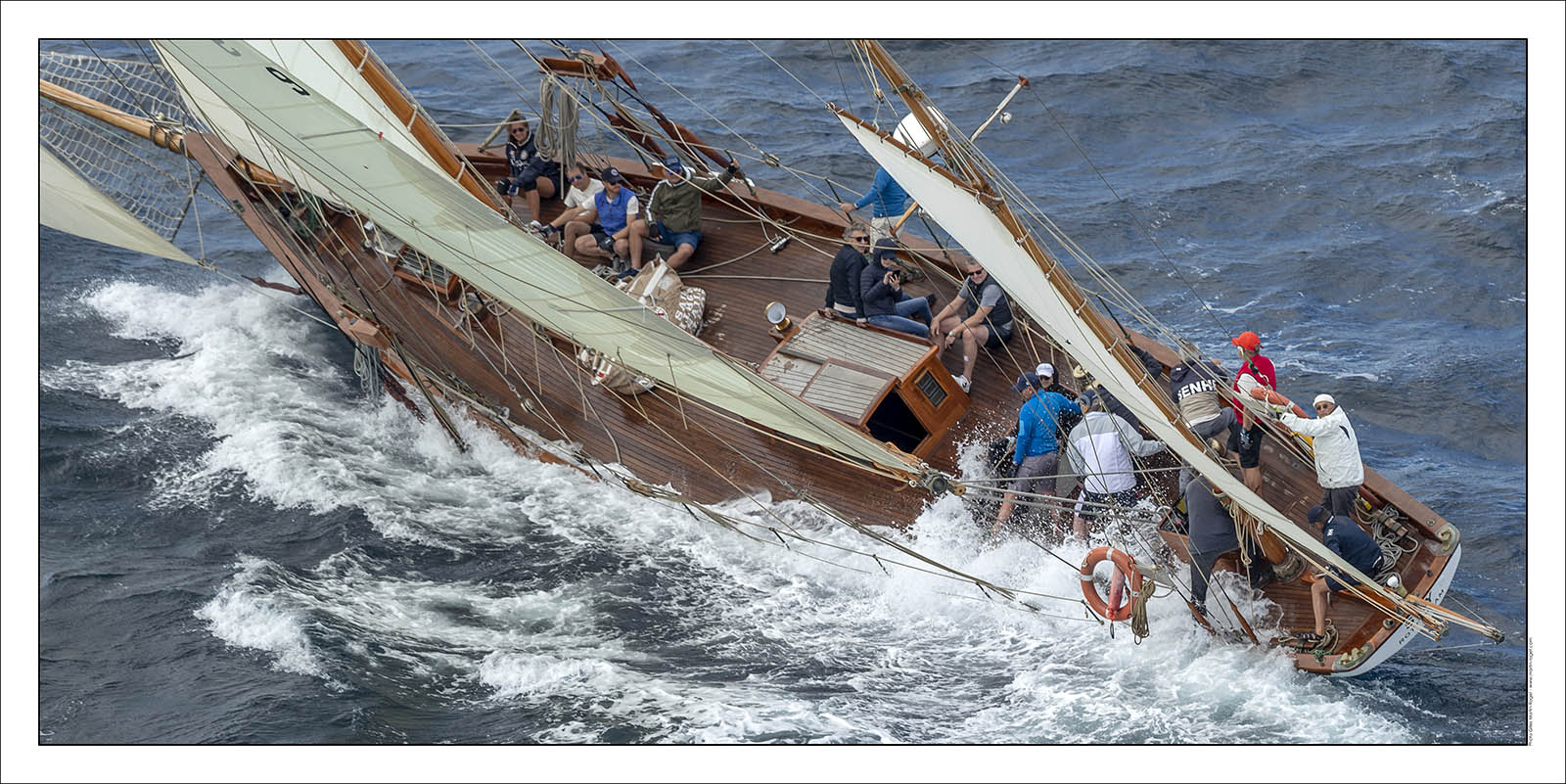 Product: in house made quality print on 8 ultrachome colors Epson ink Jet printer.Available sizes:. 50 x 100 cm. 100 x 200 cmAvailable papers:. Standard 250 gr glossy paper print, black streak, white margin, no signature. Top quality glossy 290 gr. paper, black streak, white margin, checked and signed by the author. Fine Art print (signed, numbered, stamped, registered) on demand. Other supports (Canvas, Acrylic, Metal) on demandPackaging: cylindric reinforced tubeShipping options: regular mail or Shipping companyClick on the basket icon to select your options and start the online ordering process