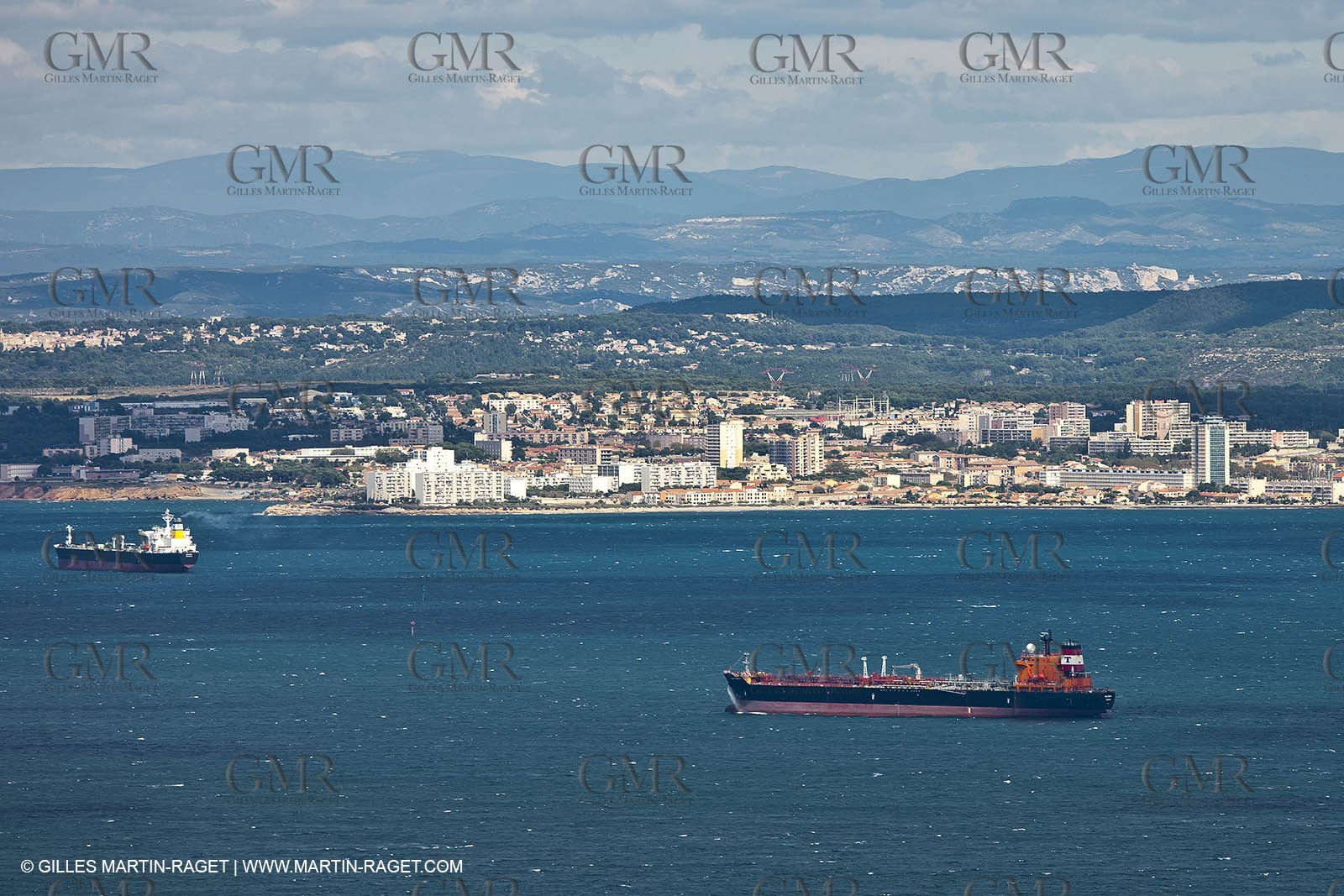 25 09 2010 - Aerial Camargphotos of the coastline from Marseille to La Grande Motte via the Camargue - Port de Bouc
