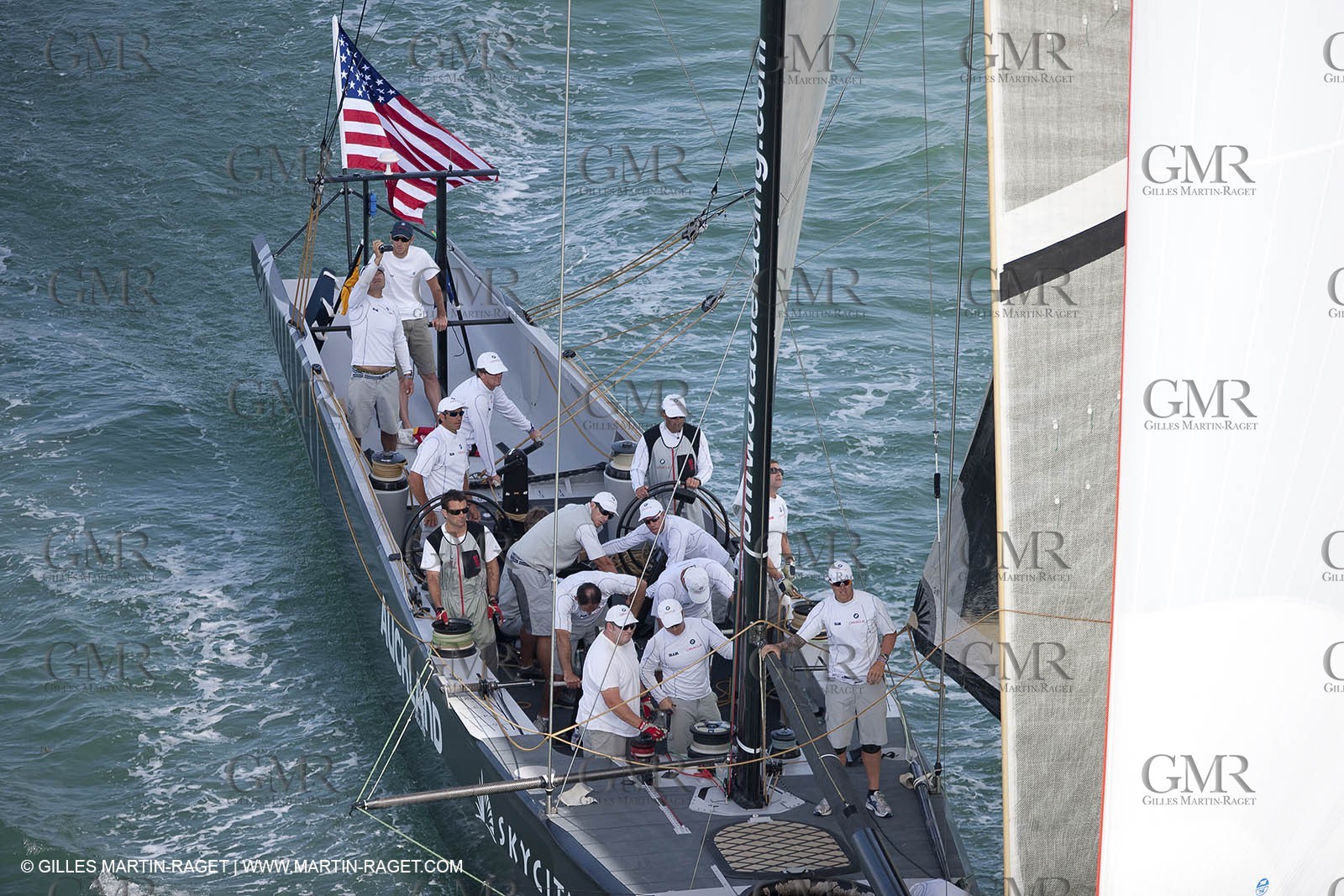 29 01 2009 - Auckland (NZL) -  Louis Vuitton Pacific Series - BMW ORACLE Racing - Training