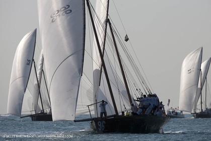 20 11 2010 - Dubai (UAE) - Dubai Louis Vuitton Trophy - Courses de boutres traditionnels pour les équipes engagées