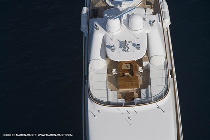 28 07 2007 - St Jean Cap Ferrat - SuperYachts - Motor Yachts - Hampshire