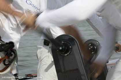 05 07 2012 - New York (USA) - Ocean Krys Race - Speed runs in fornt of NY city