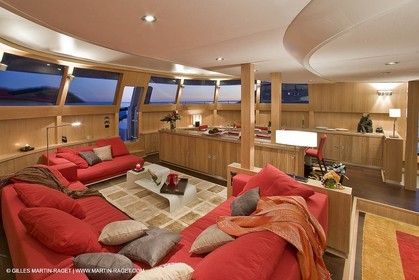 08 02 2008 - La Ciotat (FRA, 13)- Motor Yacht catamaran Bradley (Vaton design, H2X built)