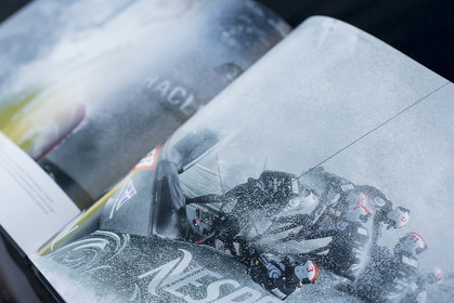 17 août 2014 - Livre Vu en Mer - Editions du Chêne - Gilles Martin-Raget