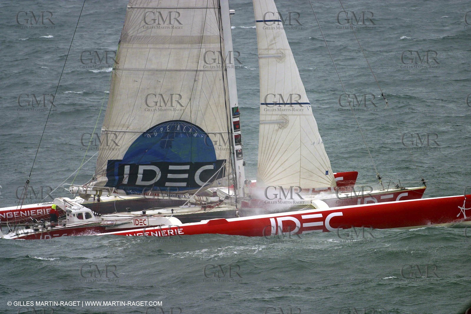 Round the world solo record - Idec - Francis Joyon - Brest finish