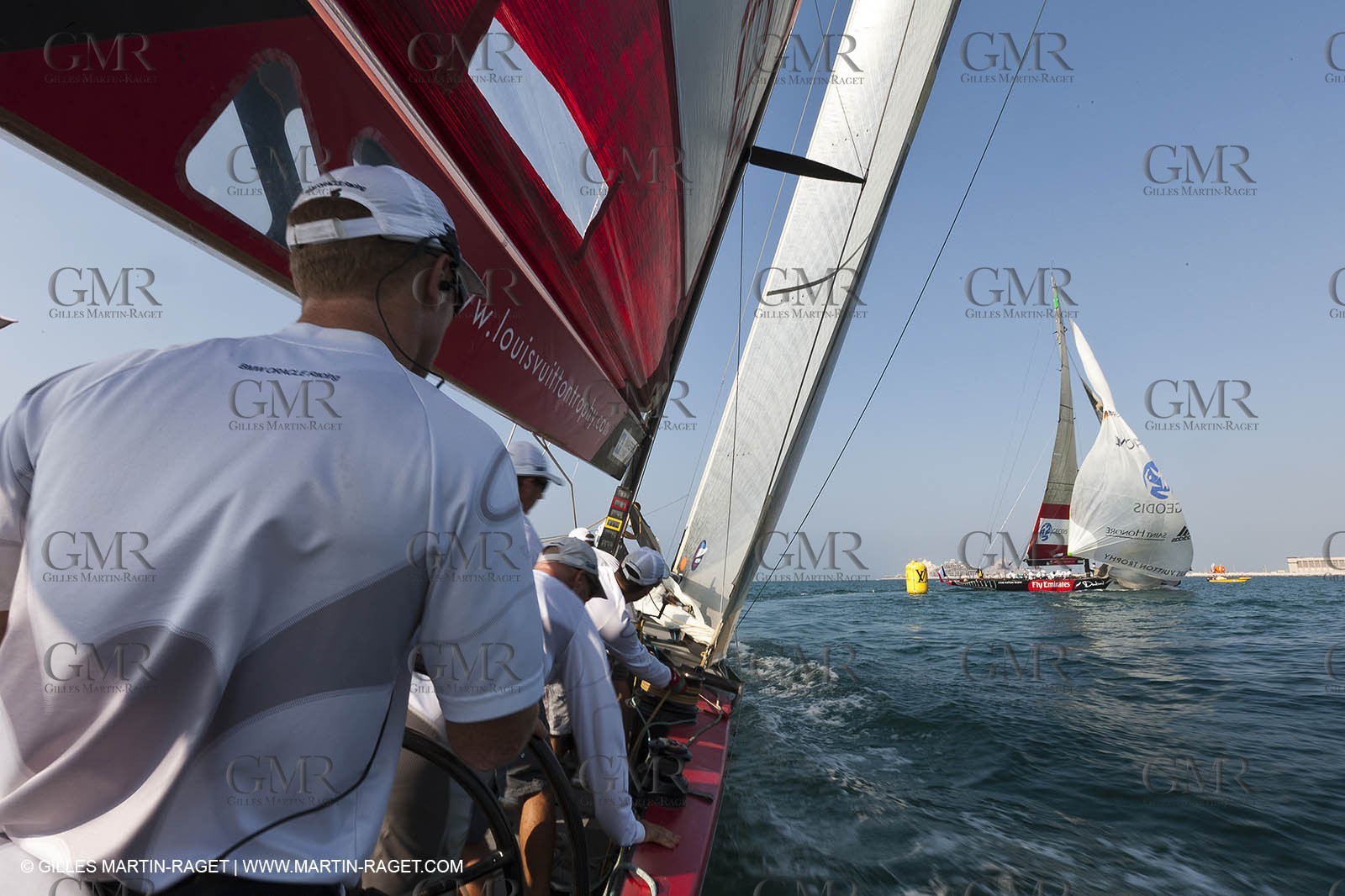 14 11 2010 - Dubai (UAE) - Dubai Louis Vuitton Trophy -  BMW ORACLE Racing - Training - Onboard Vs All 4 one