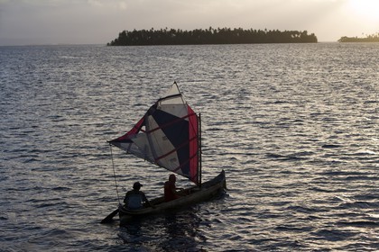 01 02 2008 - San Blas Archipelago (Panama) - Motor Yacht Senses