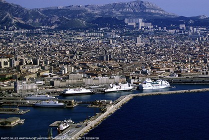 Marseille - Cruising ships