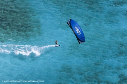 Watersports, Kite surfing