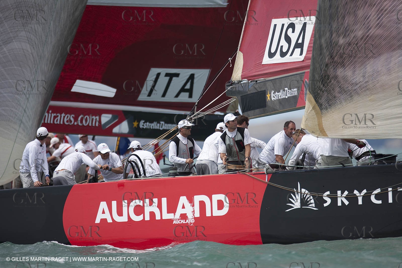 11 02 2009 - Auckland (NZL) -  Louis Vuitton Pacific Series -  Racing Day 11 - sail off