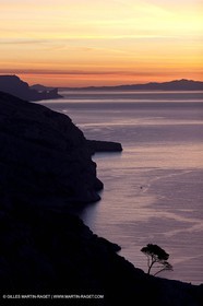 Décembre 2009 - Marseille (FRA) - Les Calanques - Hauts de Sormiou vu depuis le col de Cortiou