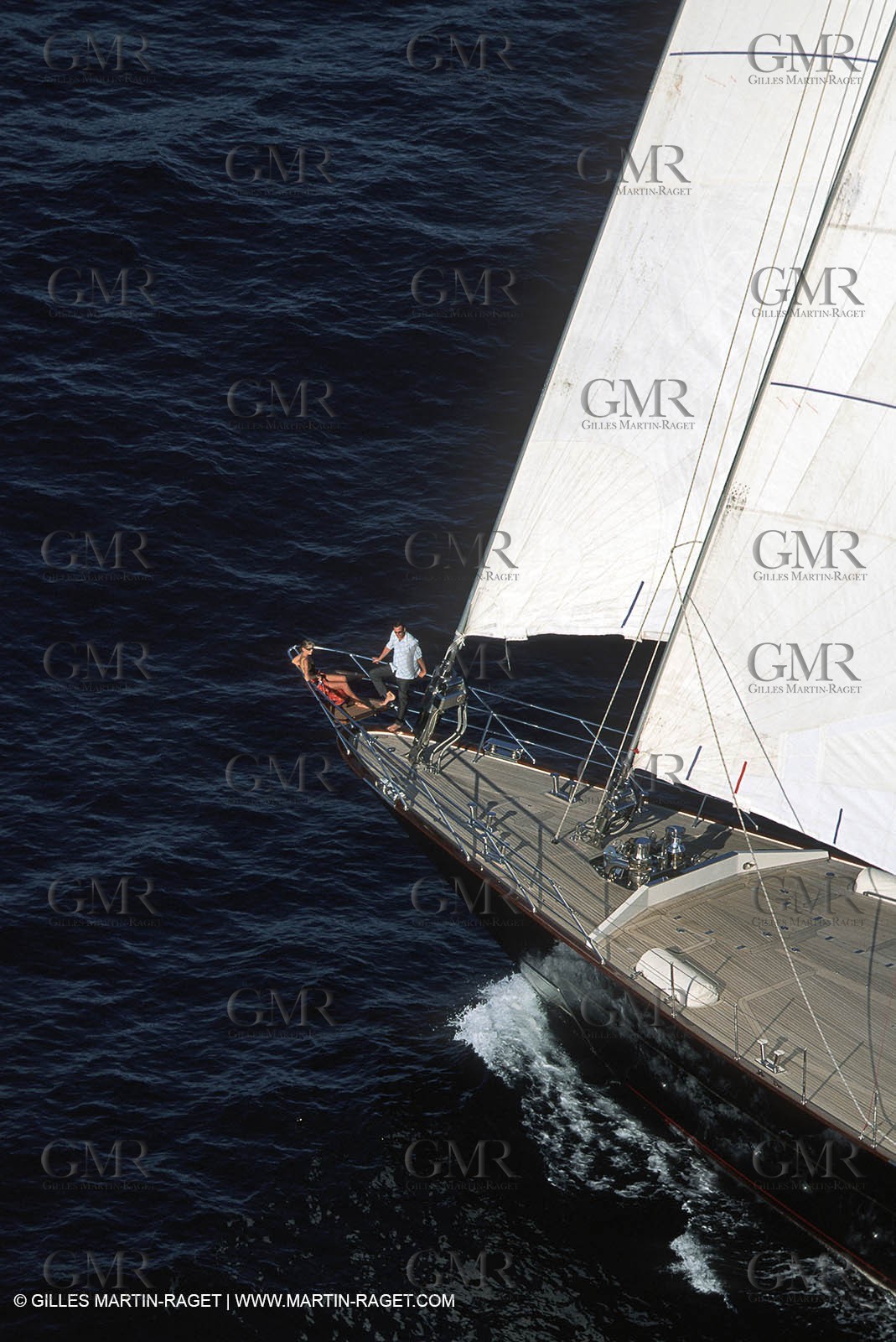 Perrini Navi - Sailing Yacht