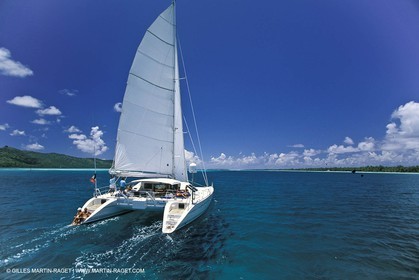 Cruising multihull sailing