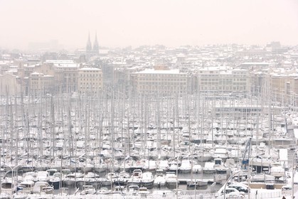 07 01 2009 - Marseille (FRA,13) - Exceptional snow amount on the city